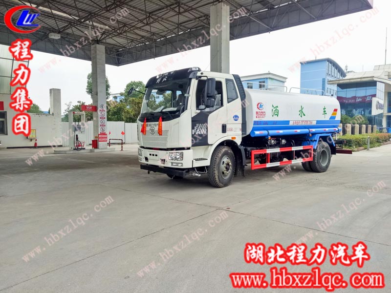 2019/06/27/，胡總在程力集團(tuán)自提一輛14方解放J6灑水車，單號：25199/70129