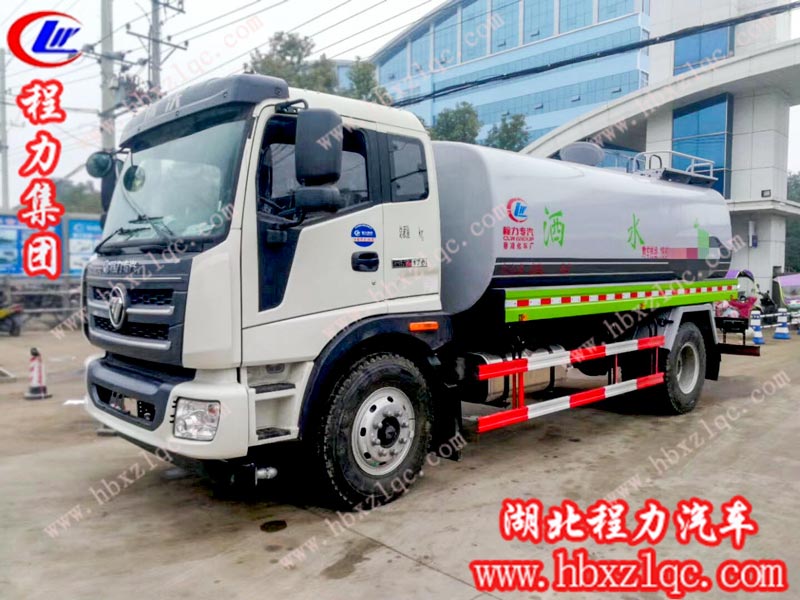 清歌一曲抒人意，朵朵紅花似我顏——程力集團(tuán)灑水車綠化養(yǎng)護(hù)好幫手