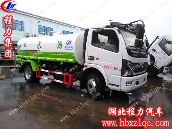 國六10方灑水車多少錢一輛？