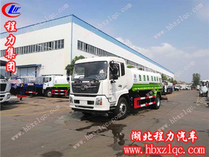 正值寒冬，程力集團教您如何做好灑水車冬季防護