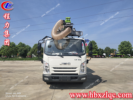 程力牌綠化綜合養(yǎng)護(hù)車實(shí)現(xiàn)一車多用，操作簡(jiǎn)便快捷，等你來選購